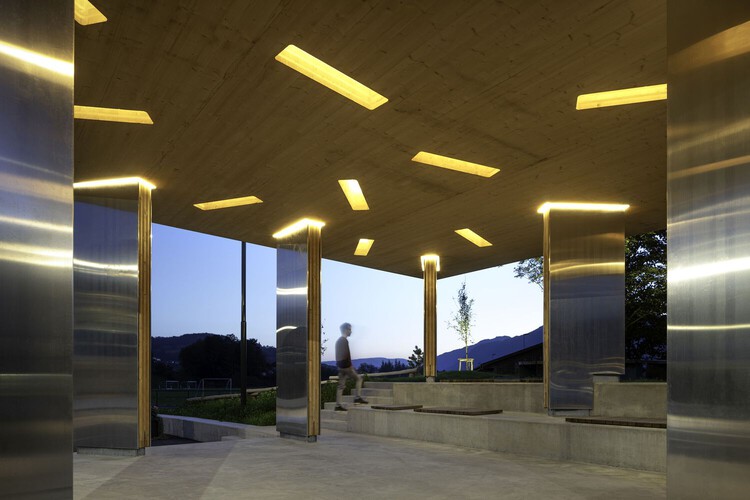 休闲建筑：13个塑造跨代共融空间的项目 - 15 的图像 15