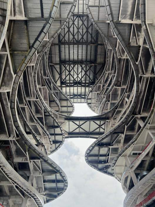 扎哈事务所深圳一丹中心封顶，层叠“城市峡谷” - 9 的图像 12