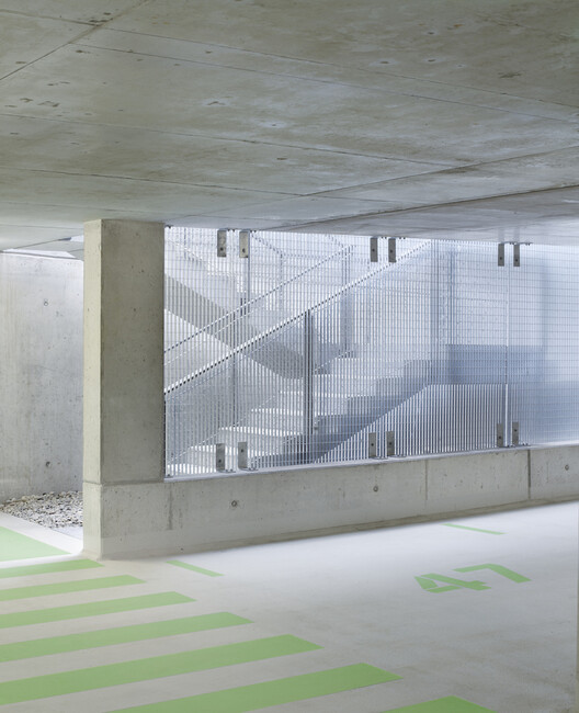 不止于停车：12 个重塑城市空间的停车楼项目 - 31 的图像 31