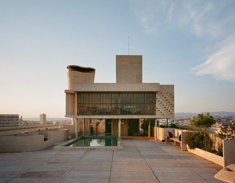 重新审视现代主义：回溯该运动与可持续性之间错综复杂的关系 - 1 的图像 30