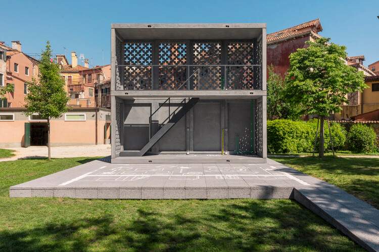 专访 Alejandro Aravena ，探讨渐进式解决方案与零净碳排放混凝土 - 14 的图像 34