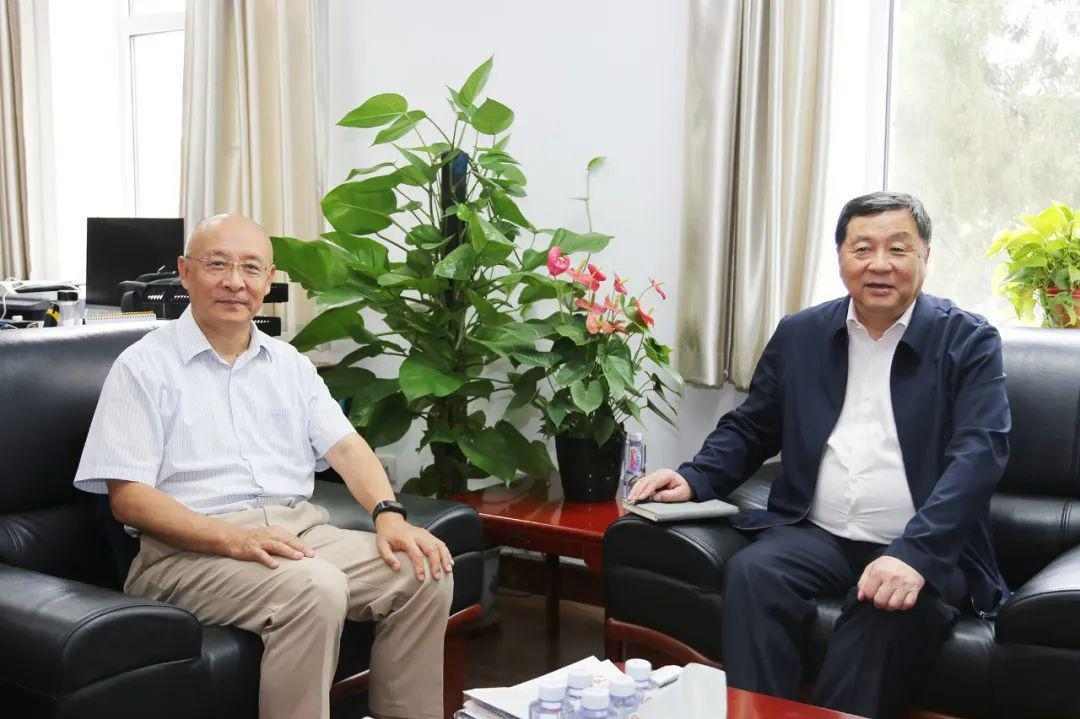 水泥行业挑战与转型:双碳主线下的科技创新路径(图1) 水泥行业挑战与转型:双碳主线下的科技创新路径(图1)