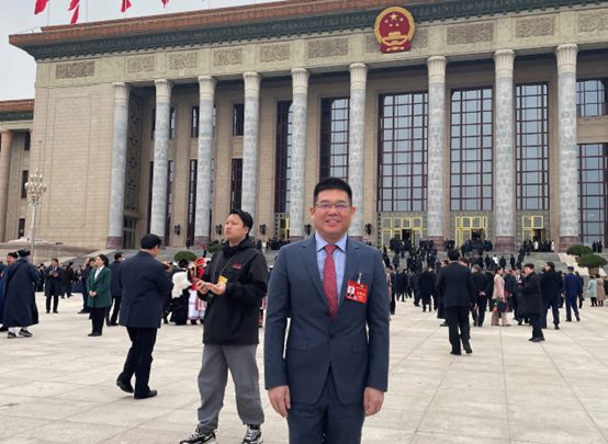 智能家用机器人助力新质生产力融合发展(图1)