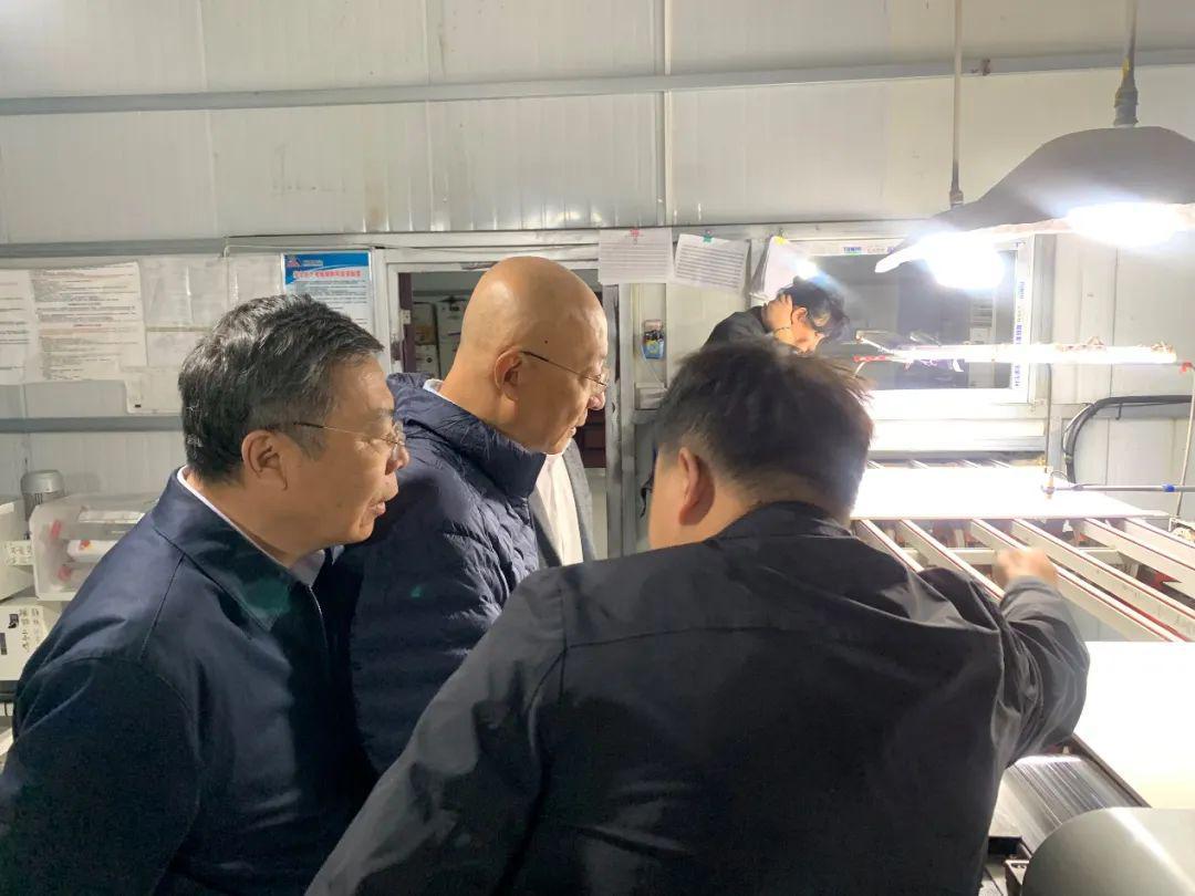 阎晓峰深入新疆建材企业调研 高质量发展路径引关注(图10)